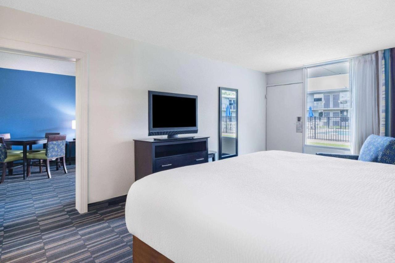 Days Inn And Suites By Wyndham Oxford Exteriér fotografie